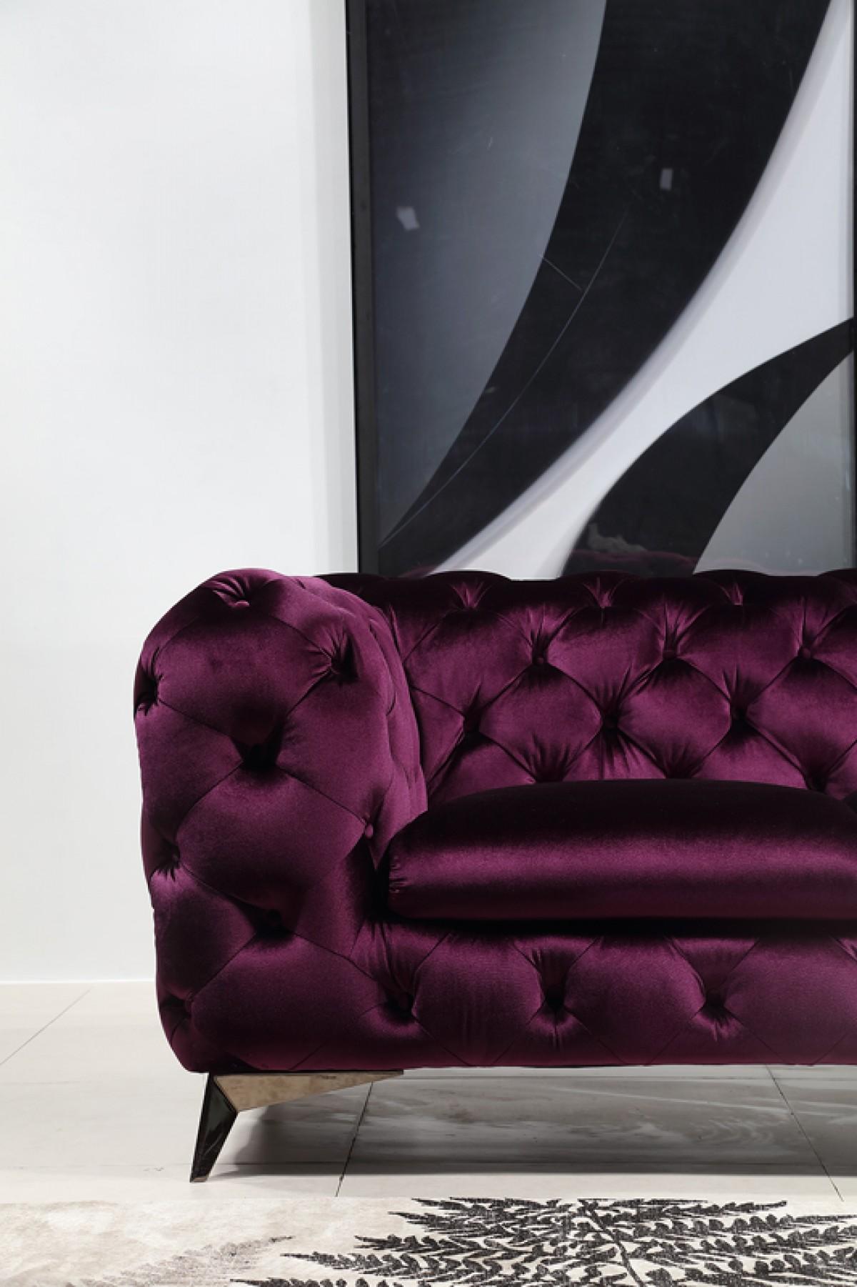 

    
J&M Furniture Glitz Sofa Purple SKU183352
