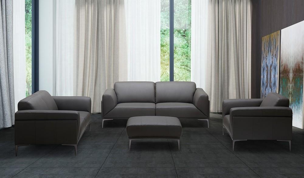 

    
SKU18250-Set-3 J&M Furniture Sofa Loveseat and Chair Set
