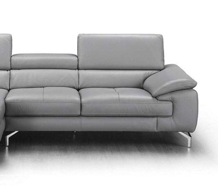 

    
SKU18273 J&M Furniture Sectional Sofa
