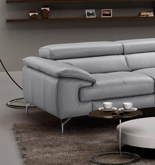 

    
J&M Furniture Liam Sectional Sofa Gray SKU18273
