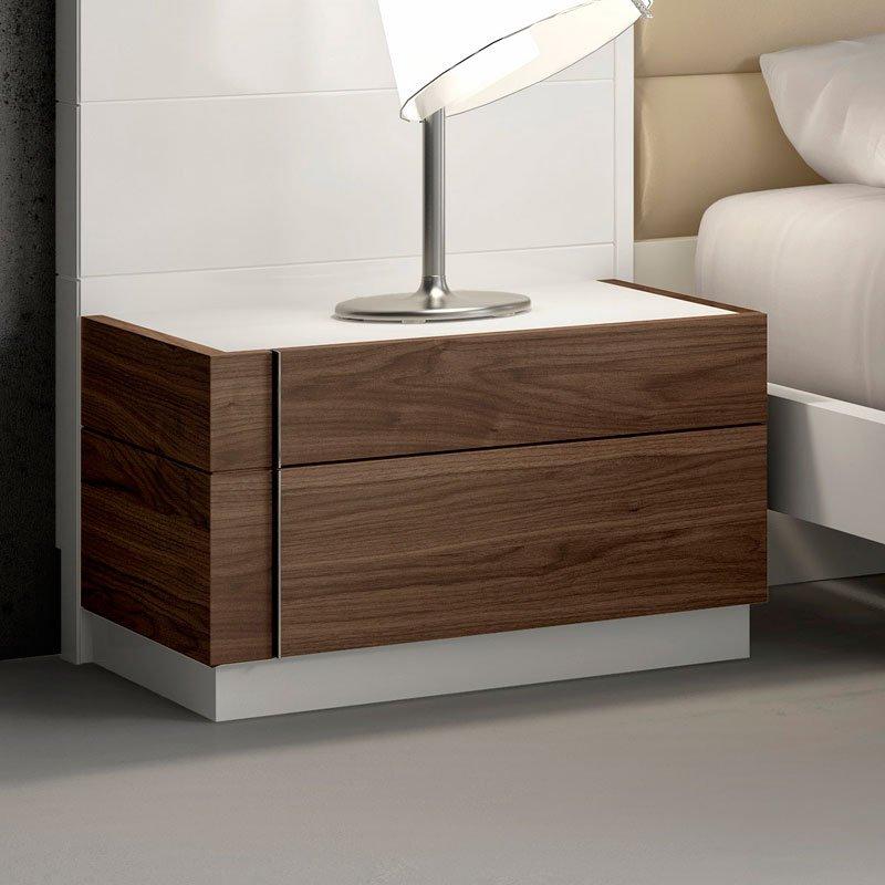 

    
SKU17871-EK-Set-5 J&M Furniture Platform Bedroom Set
