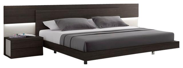 

    
J&M Furniture Maia Platform Bedroom Set Light Gray/Wenge SKU17867221-EK-Set-3
