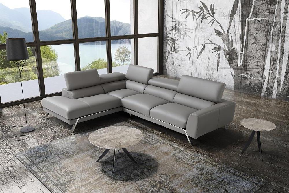 

    
J&M Furniture Mood Sectional Sofa Gray SKU1828830
