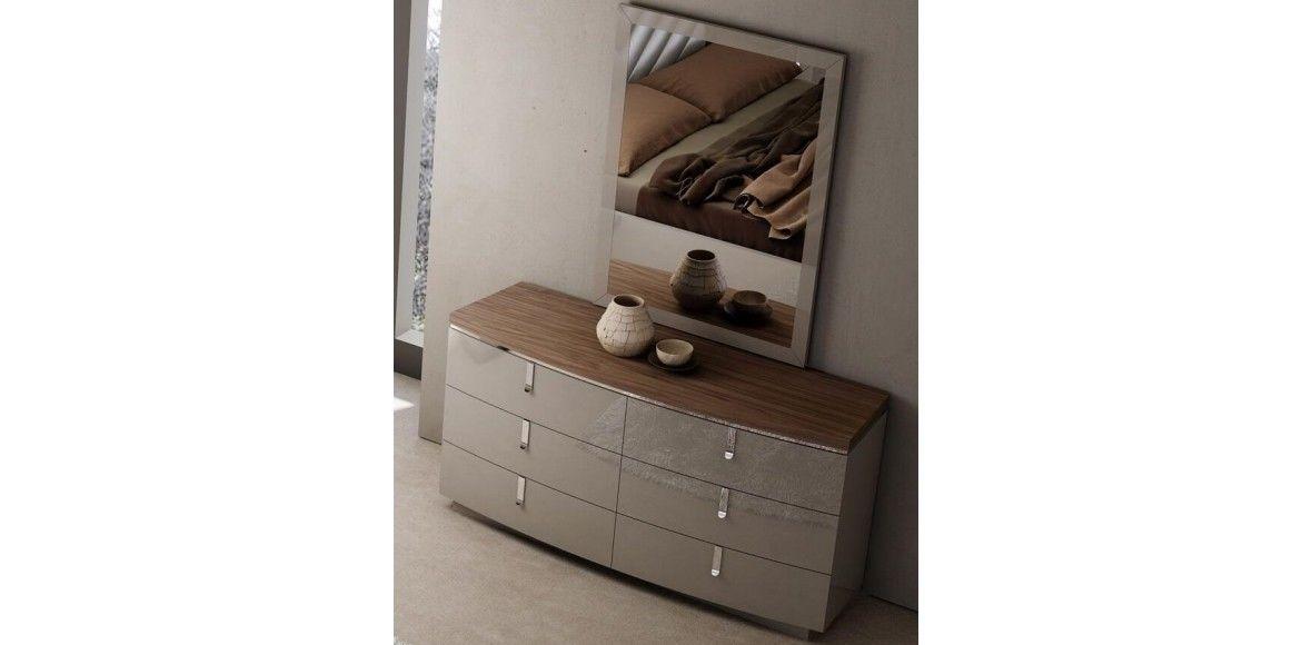 

                    
J&M Furniture Napa Platform Bedroom Set Gray/Walnut Leather Purchase 
