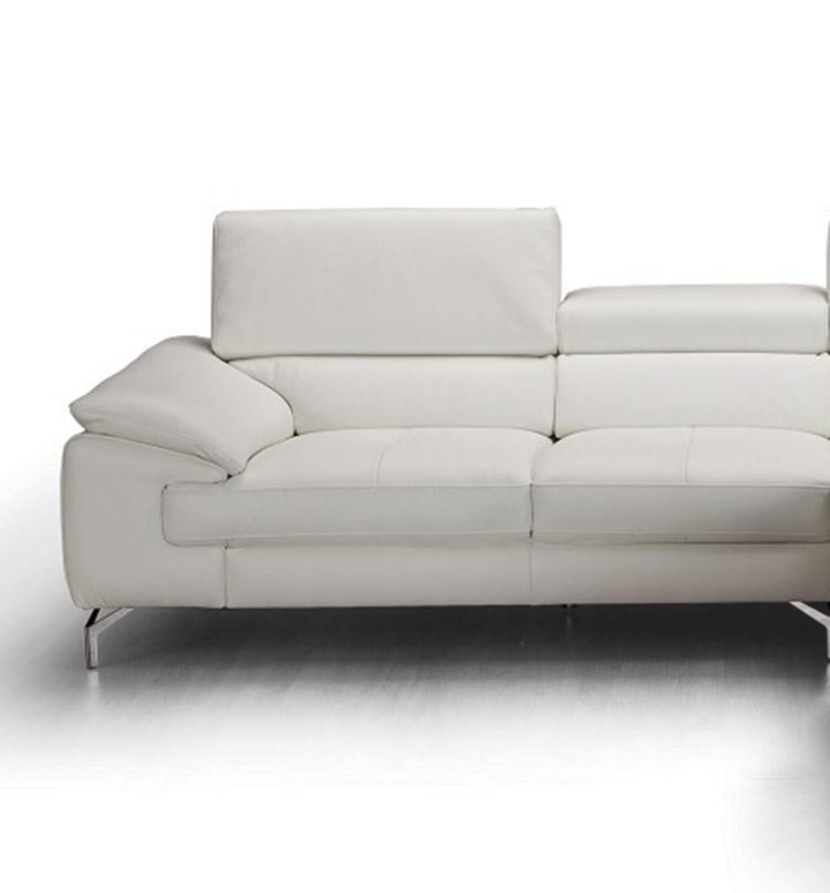 

    
SKU18274 J&M Furniture Sectional Sofa
