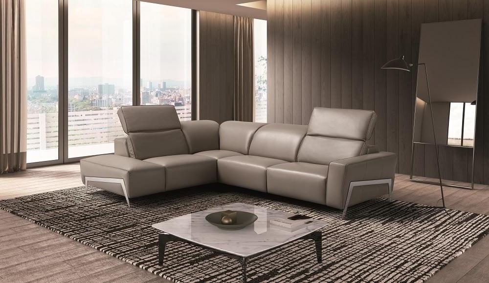 

    
J&M Furniture Ocean Sectional Sofa Gray SKU182892-RHC
