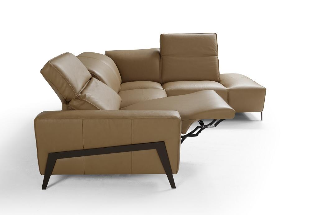 

    
SKU182891-RHC J&M Furniture Sectional Sofa
