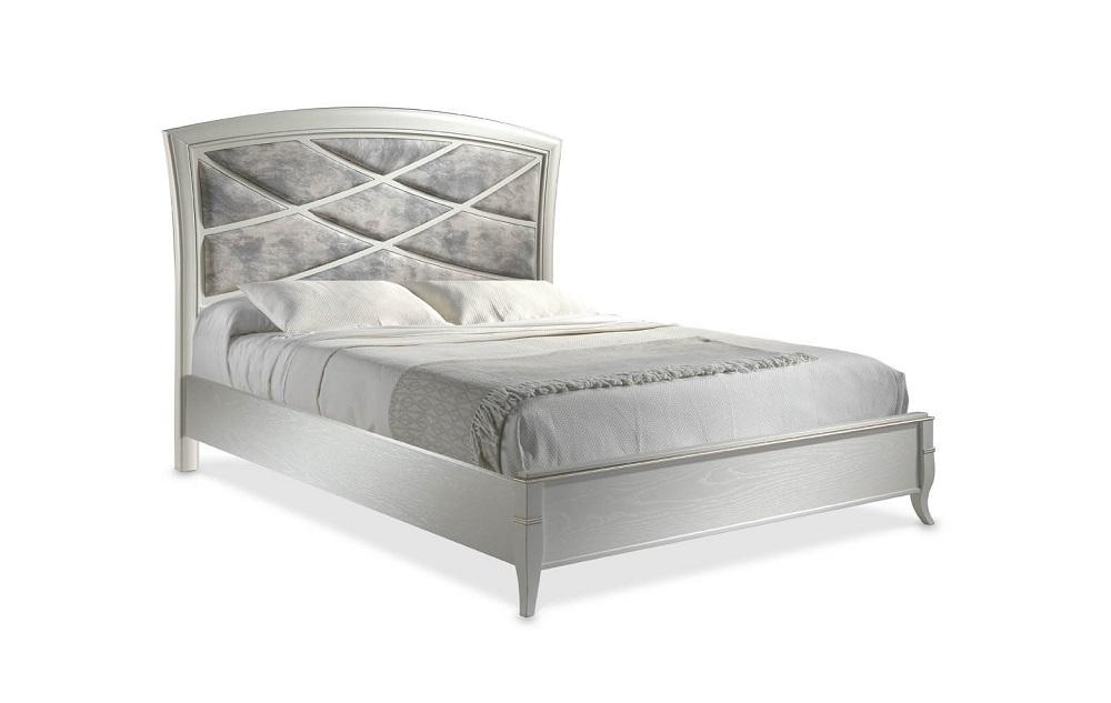 

    
J&M Valeria Modern White Finish Solid Wood King Size Bed

