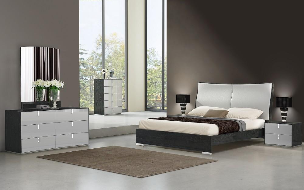 Contemporary, Modern Platform Bedroom Set Vera SKU17987-EK-Set-5 in Light Gray, Gray Eco Leather