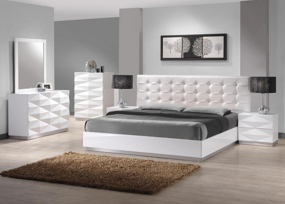 Contemporary Platform Bedroom Set Verona SKU17688-EK-Set-3 in White Leather