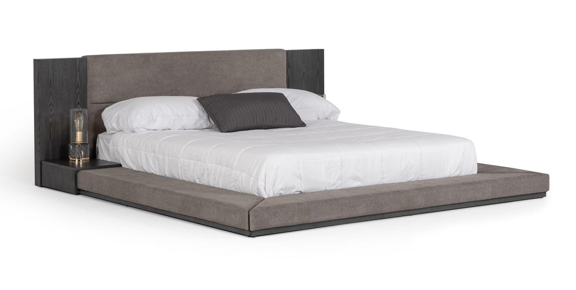 

    
Grey Platform K Bed w/ Built-In Nightstands by VIG Nova Domus Jagger

