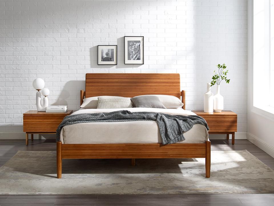 

    
GMT0002AM King Size Platform Bed Amber Bamboo Modern Monterey by Greenington
