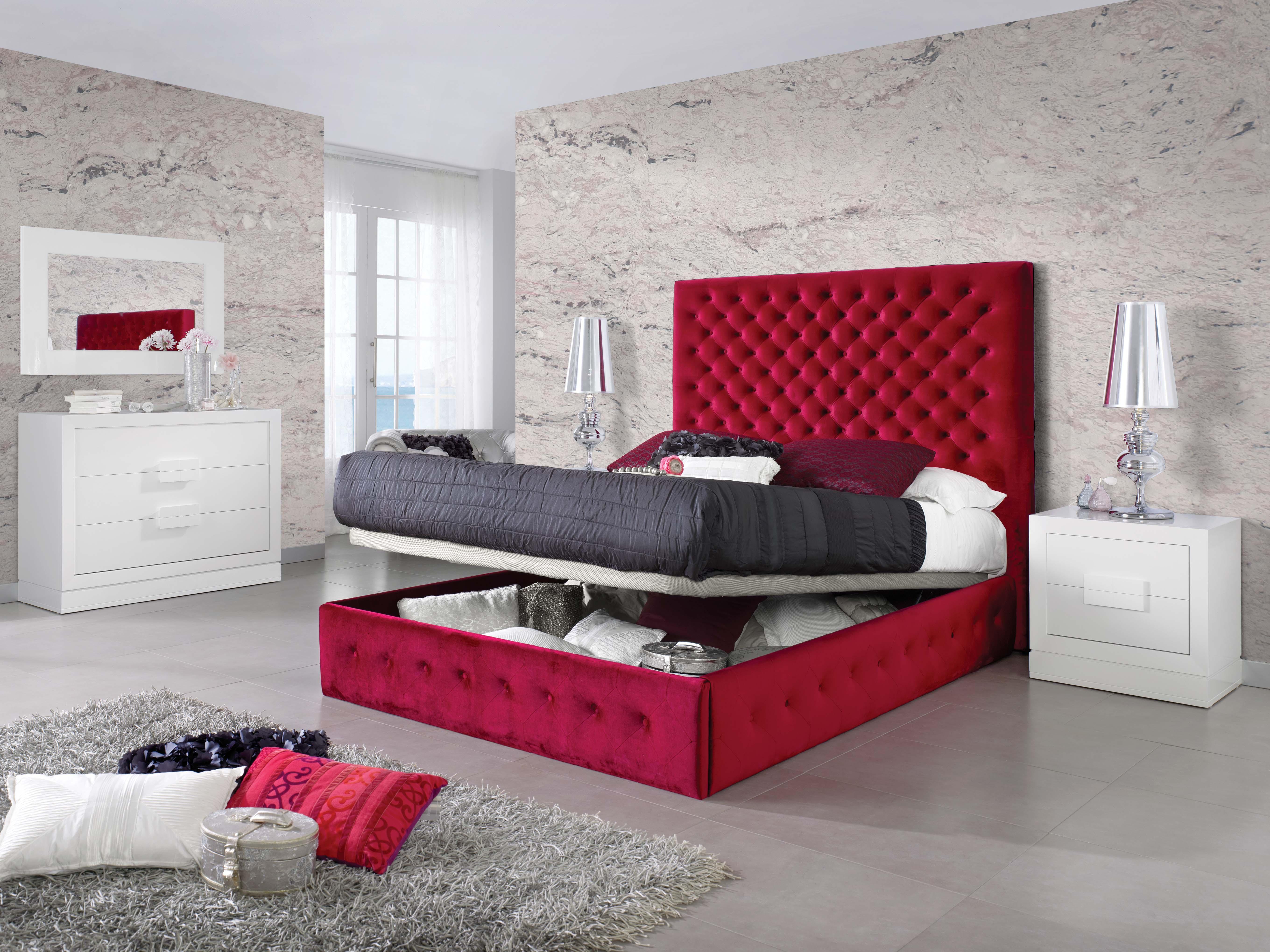 

    
ESF Leonor Storage Bedroom Set Burgundy/White ESF-Leonor-EK-M128-C128-E96-S128-Set-5

