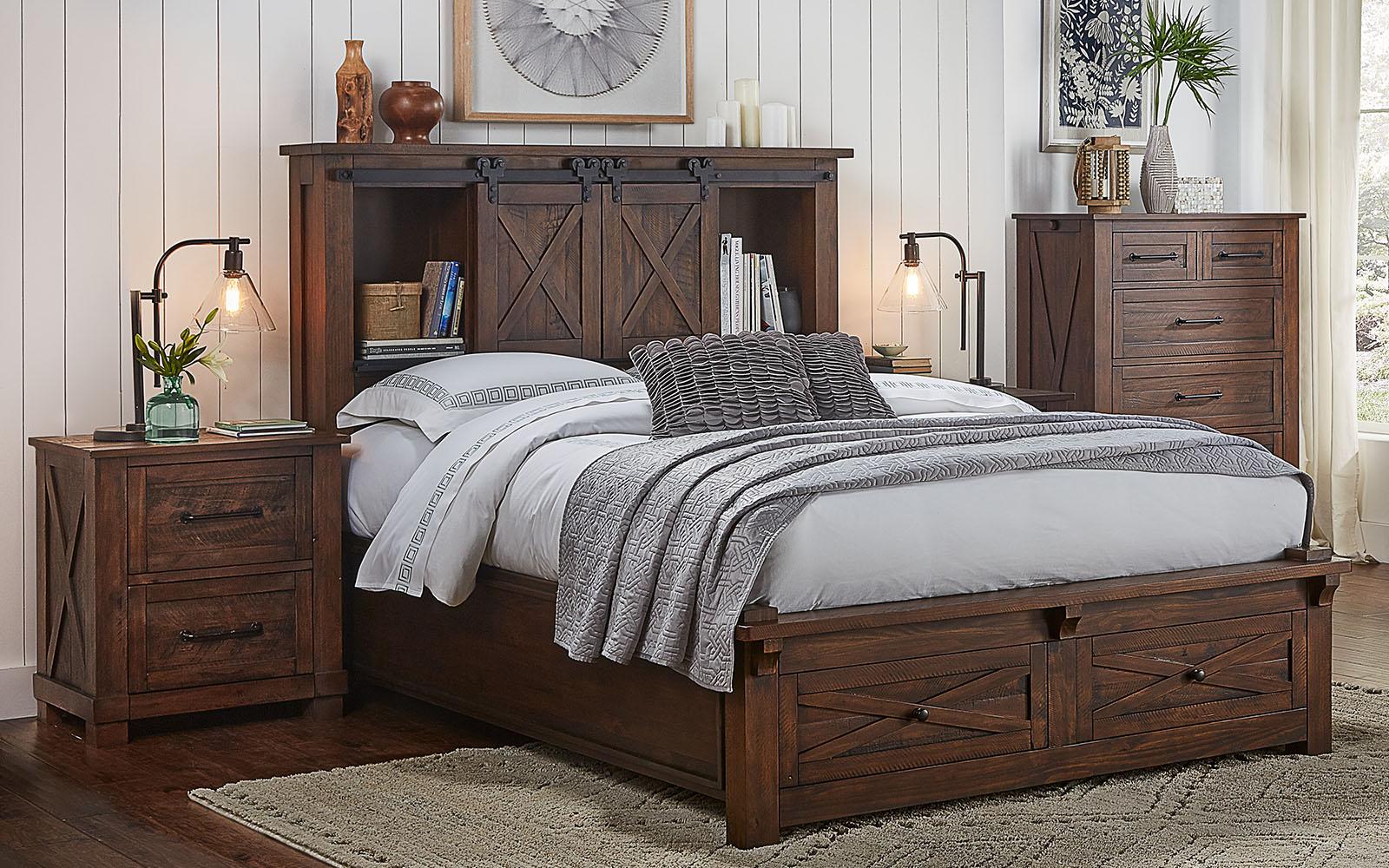 

    
King Storage Hdbr /Footboard Bed Brown SUVRT5131 A-America Sun Valley RT
