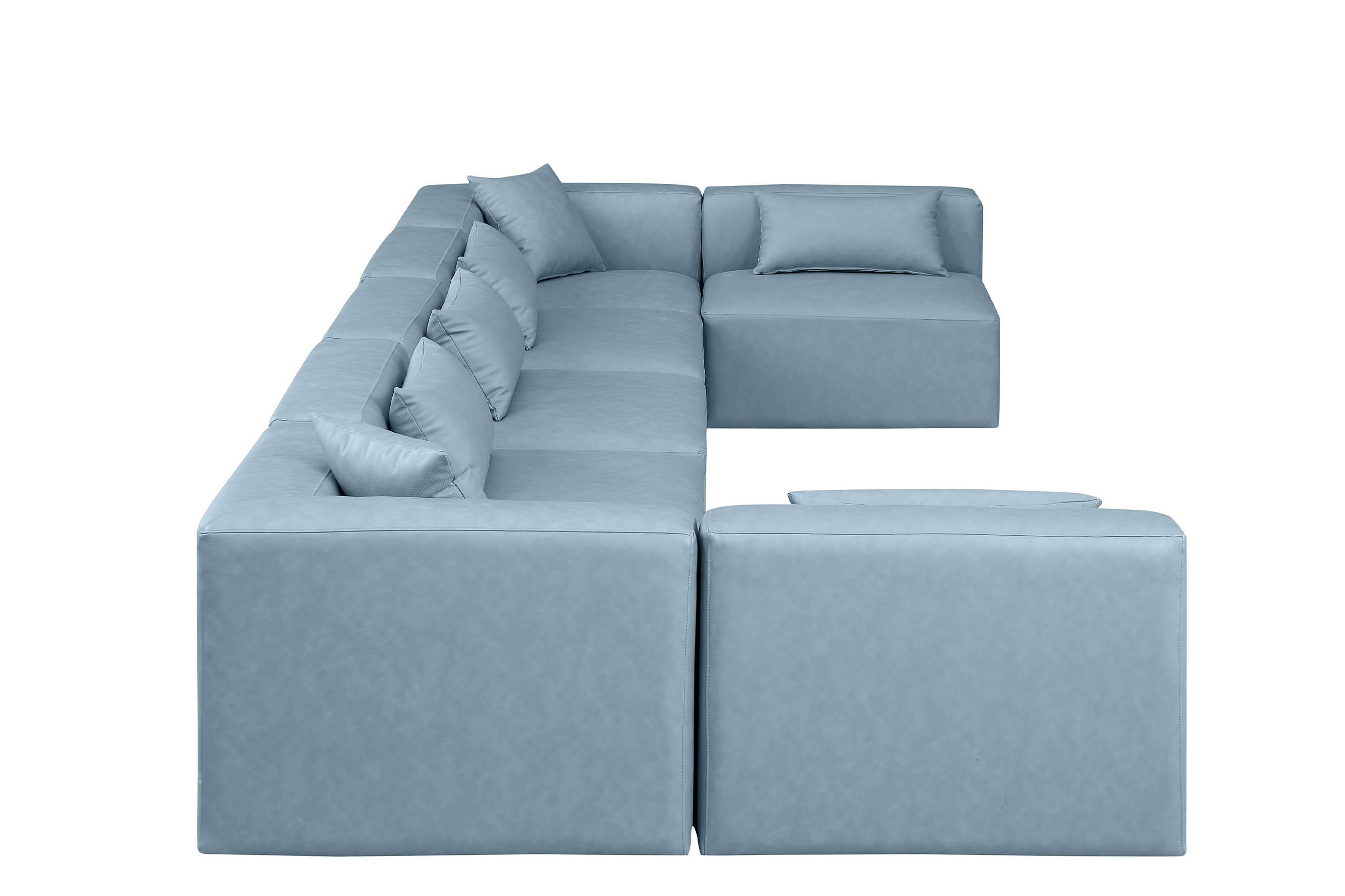 

    
Meridian Furniture CUBE 668LtBlu-Sec7B Modular Sectional Sofa Light Blue 668LtBlu-Sec7B
