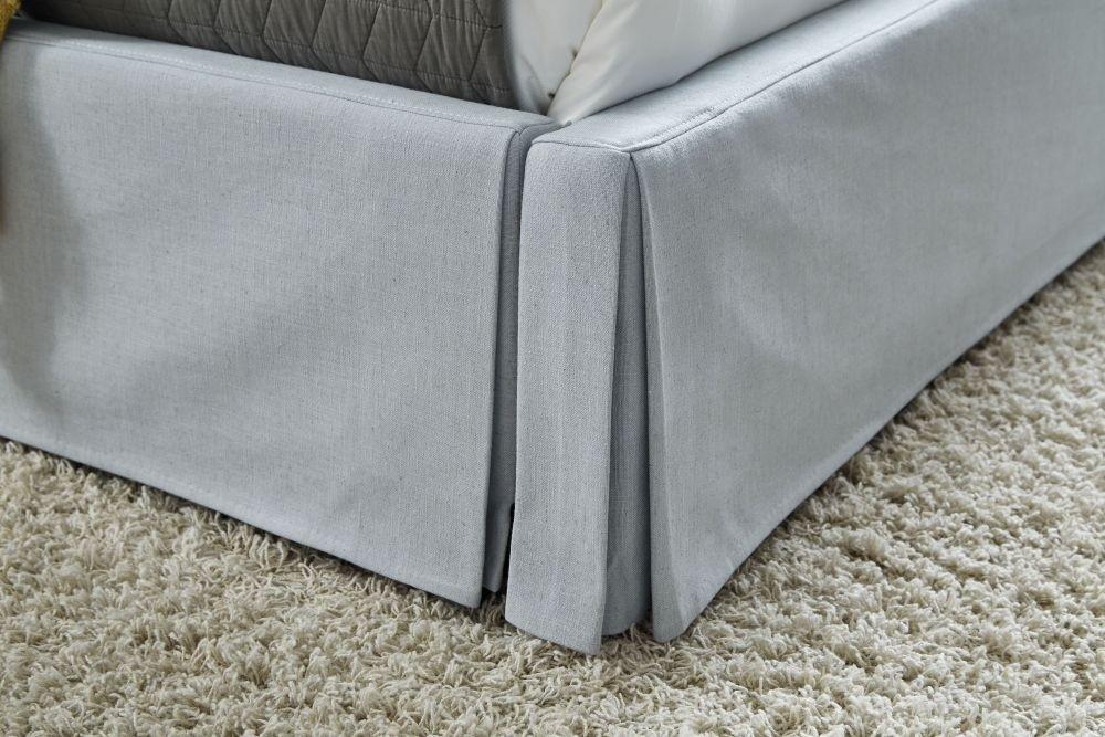 

    
CB54H44 Light Blue Linen Blend Fabric Full Platform Bed JULIETTE SHELBY by Modus Furniture
