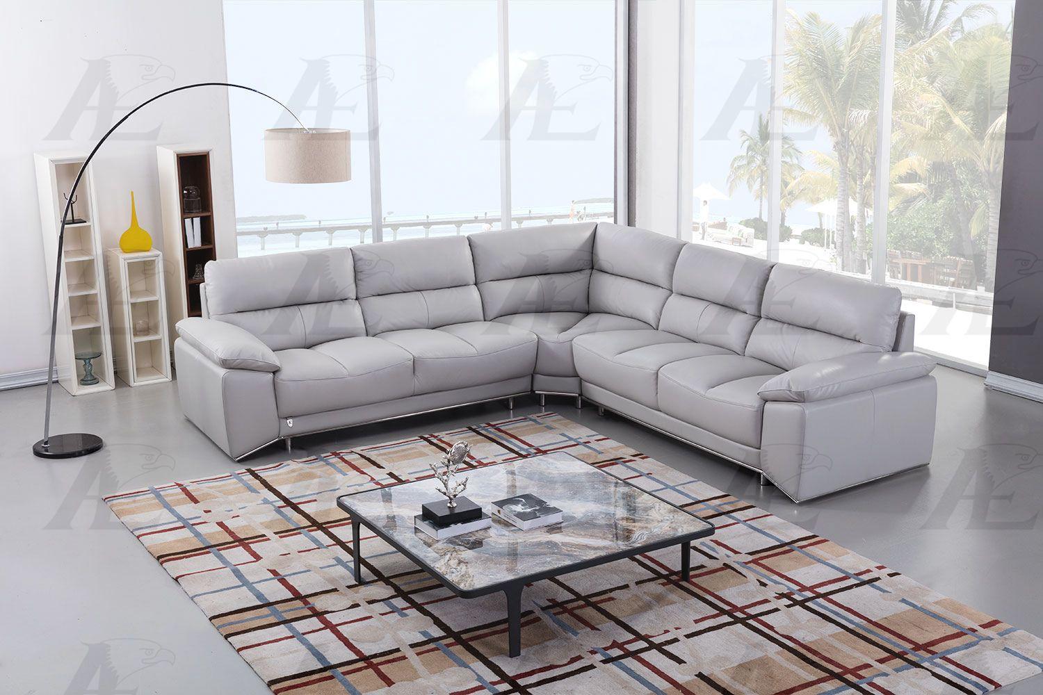 

        
American Eagle Furniture EK-L8000M-LG Sectional Sofa Light Gray Top grain leather 00842295102393
