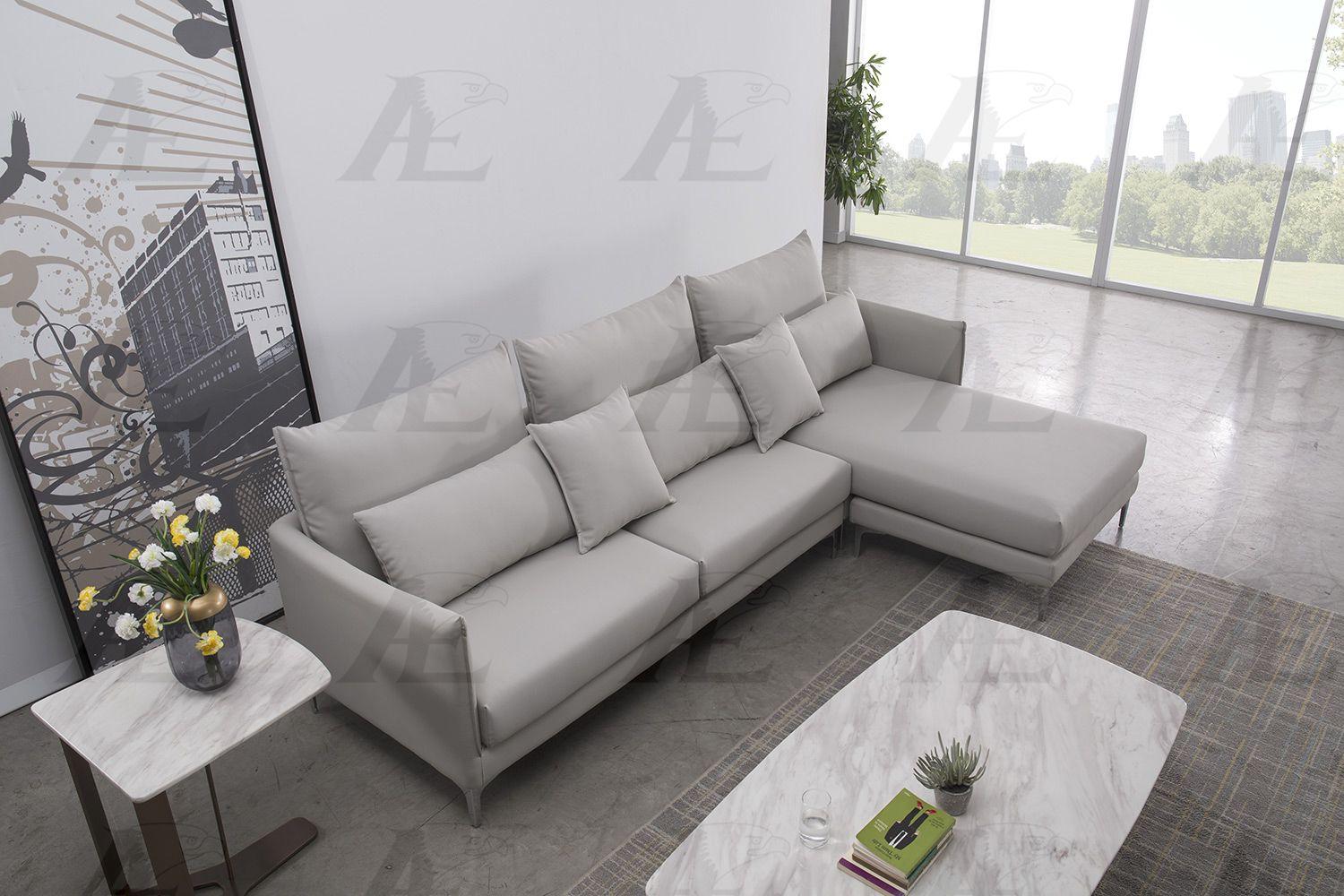 Modern Sectional Sofa AE-L2375M-LG AE-L2375M-LG in Light Gray Fabric