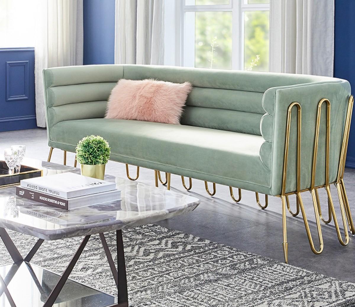 

    
Light Green Velvet & Gold Sofa VIG Modern Contemporary Divani Casa Bixby
