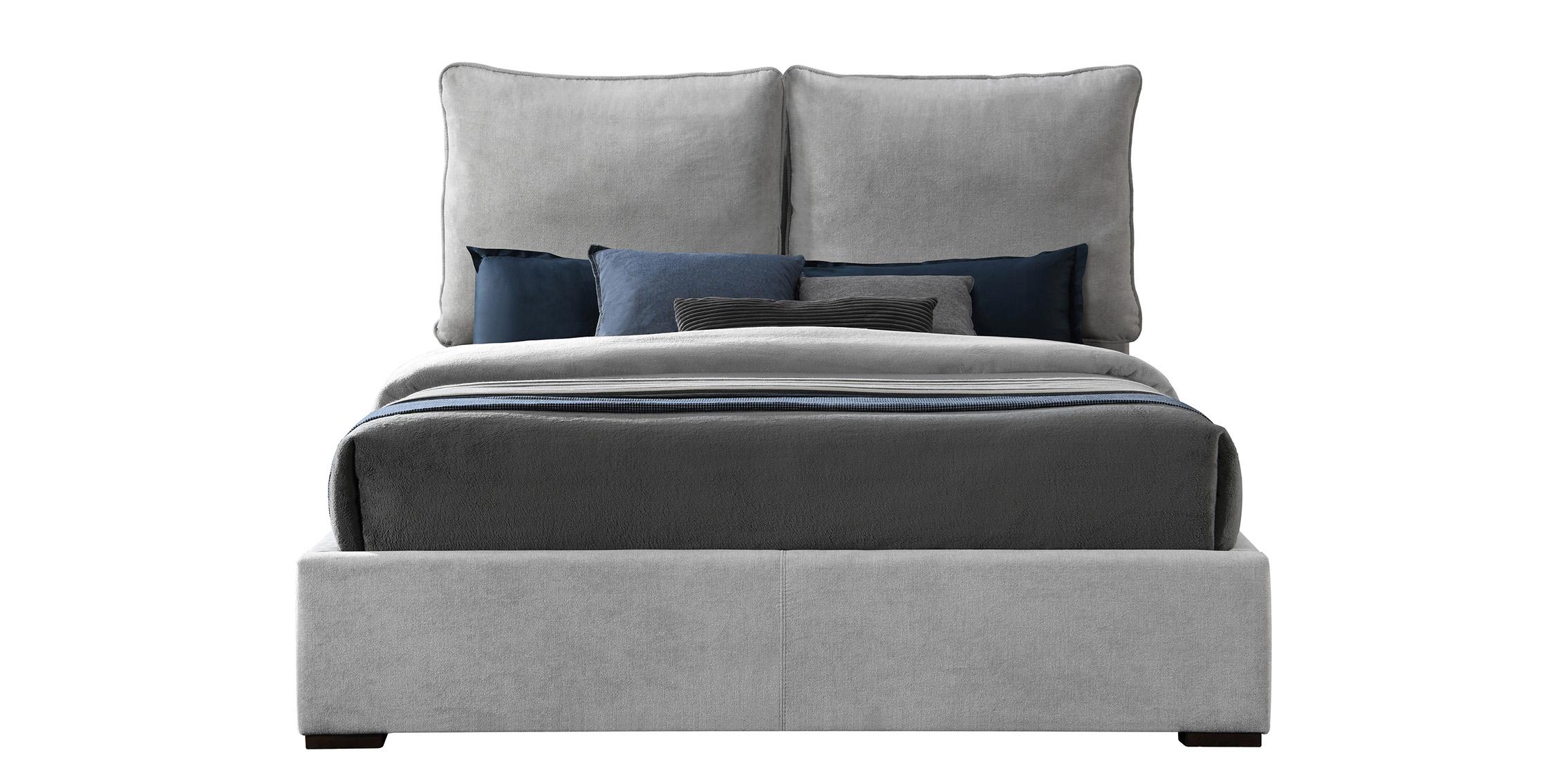 

        
Meridian Furniture MISHA MishaGrey-F Platform Bed Gray Fabric 094308251752
