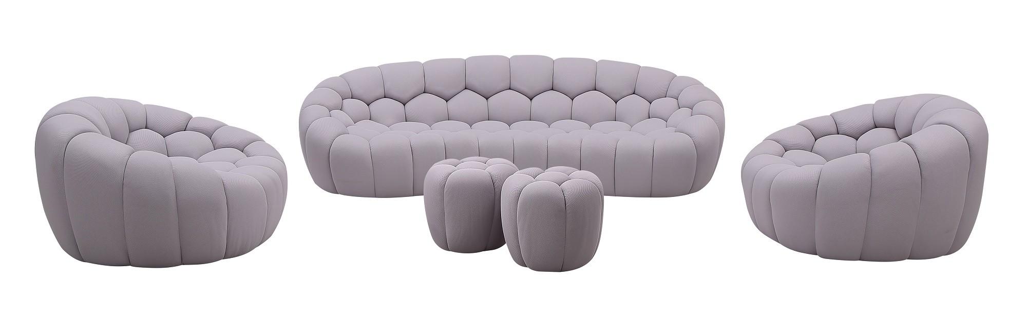 

    
J&M Furniture Fantasy Sofa Set Light Gray SKU 18442-GR-5PC
