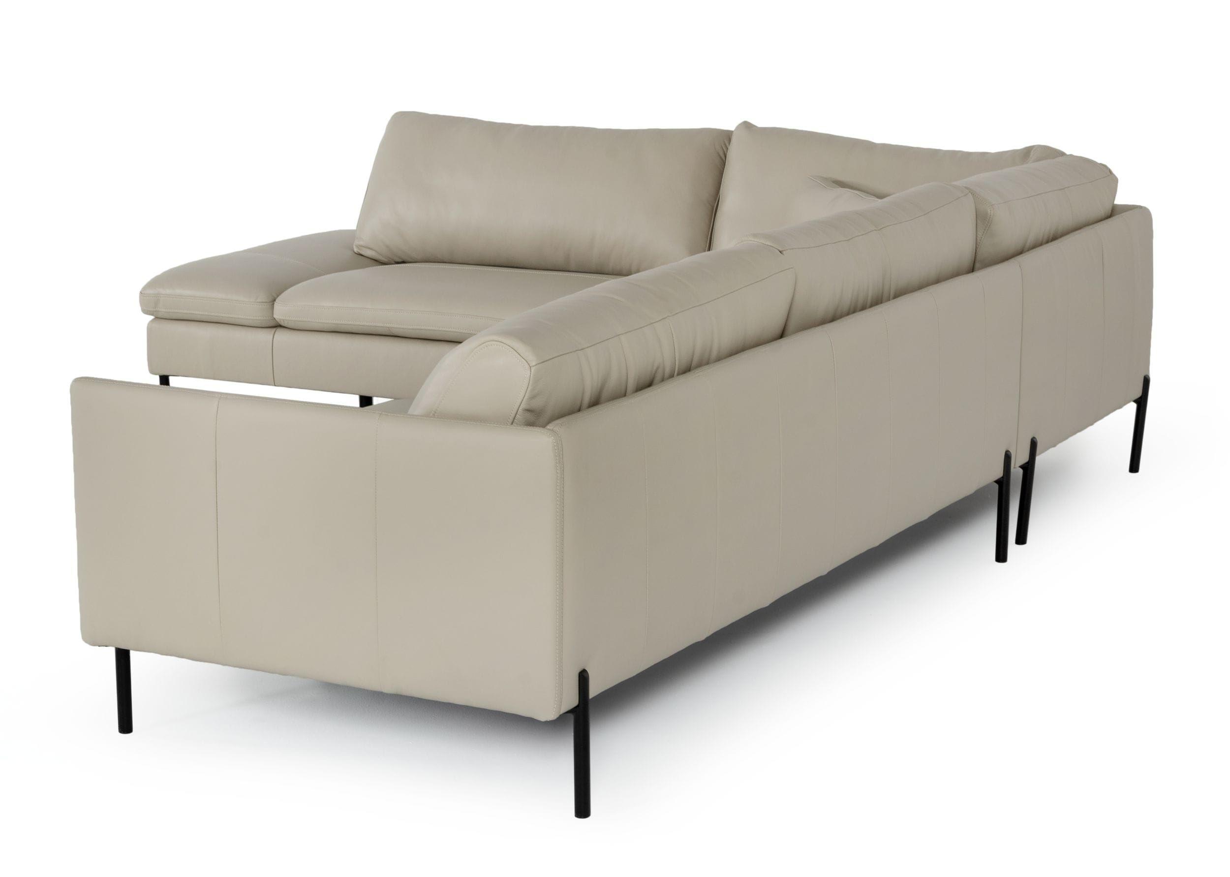 

    
VIG Furniture VGKKKF.1061Z-GRY-LAF-SECT Sectional Sofa Gray VGKKKF.1061Z-GRY-LAF-SECT
