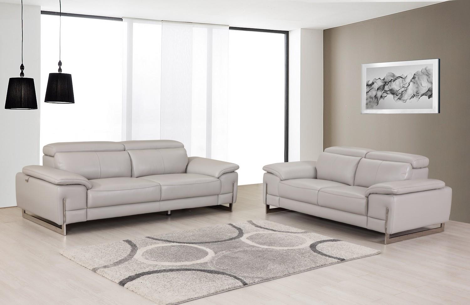 

    
Light Grey Top Grain Italian Leather Sofa Set 2Pcs Contemporary 636 Global United
