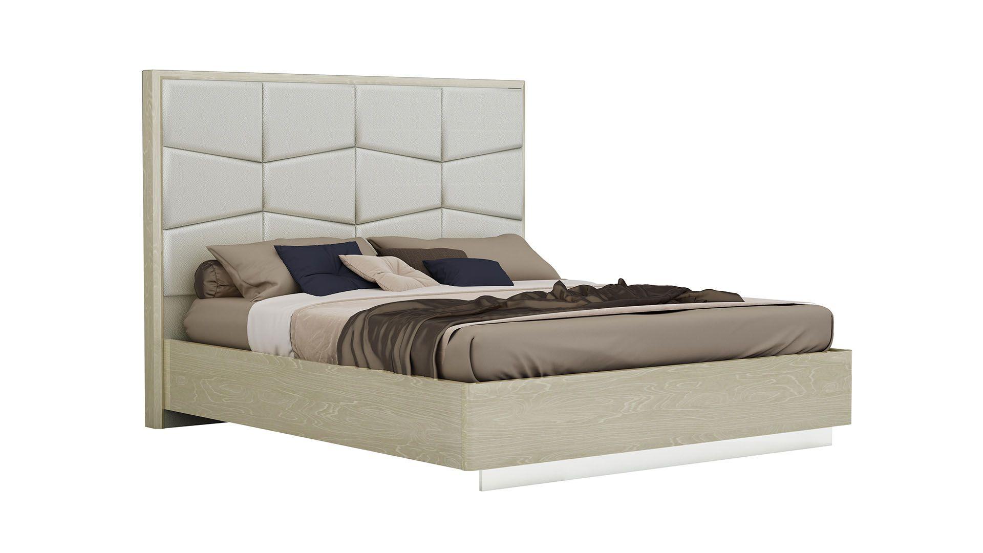 

    
Light Walnut Finish Queen Size Bed American Eagle P108-BED-Q Modern

