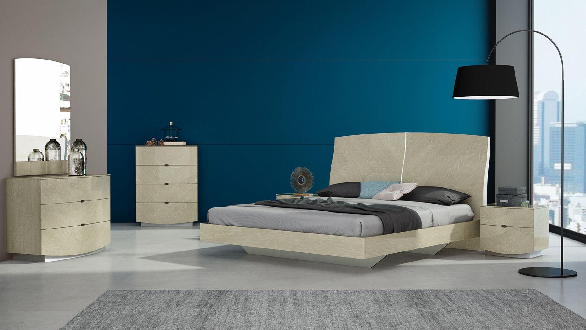 Contemporary, Modern Platform Bedroom Set P113-BED-Q P113-BED-Q -Set-6 in Light Walnut 