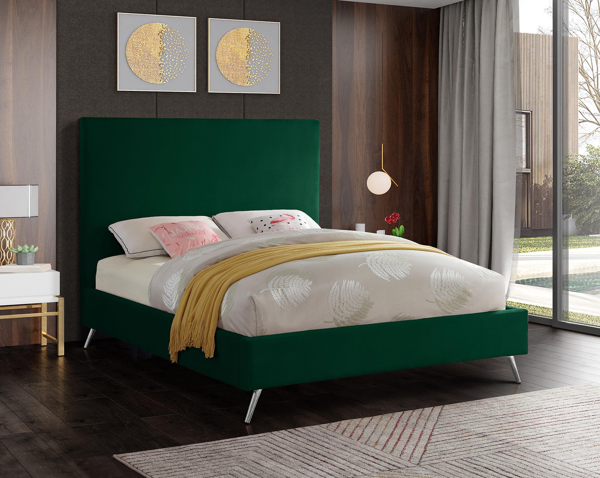 

    
Luxurious Green Velvet Full Bed JASMINE Meridian Contemporary Modern
