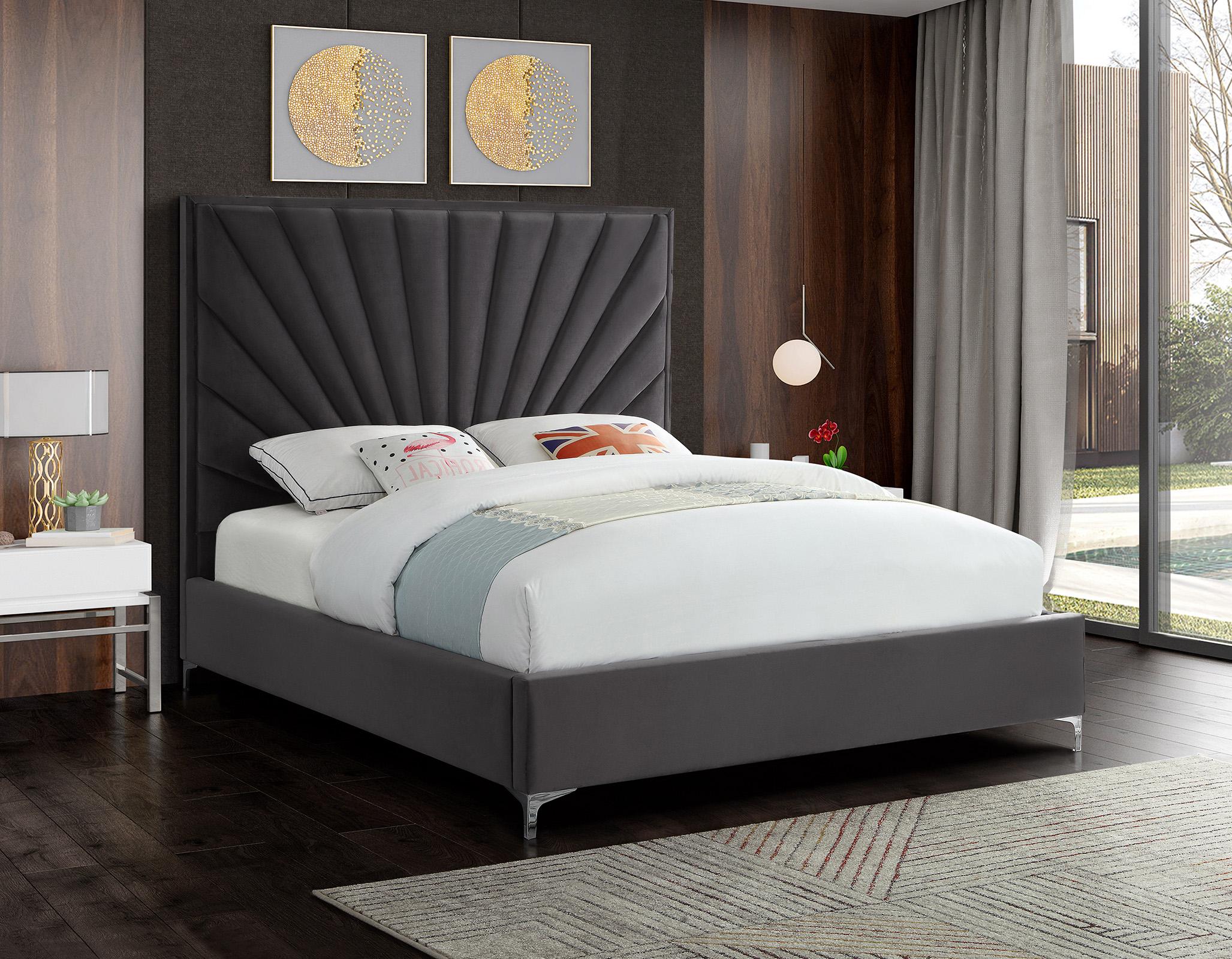 

    
Luxurious Grey Velvet Tufted Full Bed ECLIPSE Meridian Contemporary Modern
