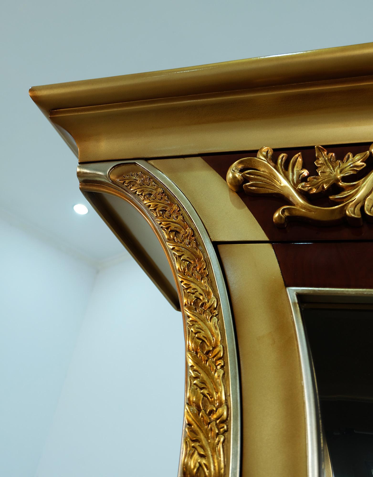 

    
51955-CB Luxury 2 Door Curio Cabinet Antique Gold MAGGIOLINI EUROPEAN FURNITURE Classic
