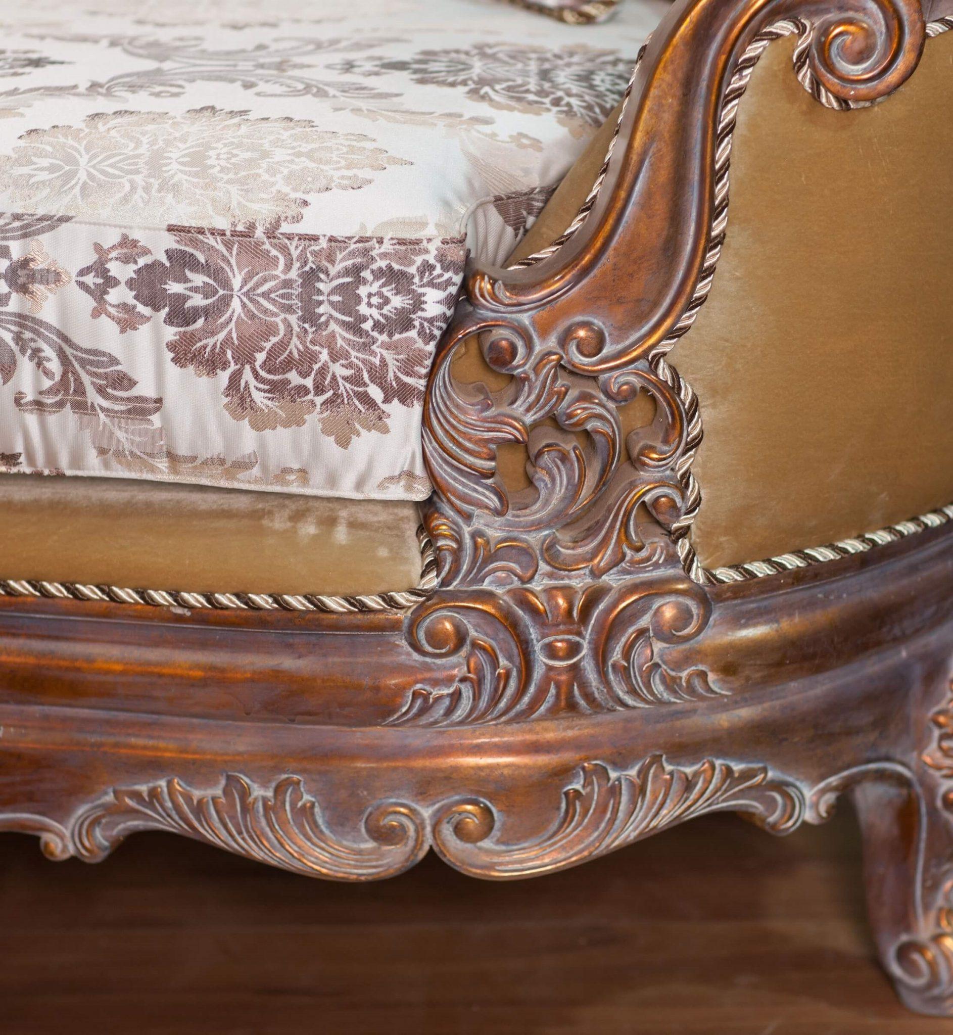 

        
663701289855Luxury Antique Dark Cooper Wood Trim VICTORIAN Sofa Set 2 Pcs EUROPEAN FURNITURE
