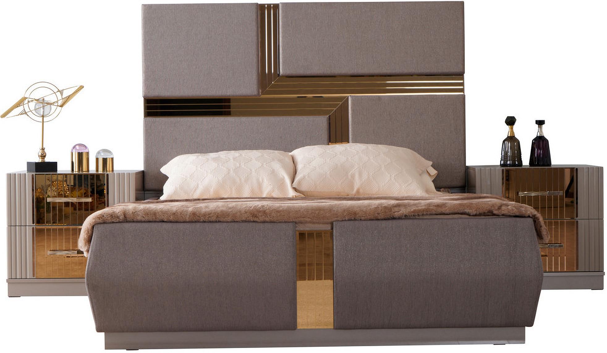 

    
Galaxy Home Furniture LORENZO Platform Bed Gold/Beige LORENZO-EK
