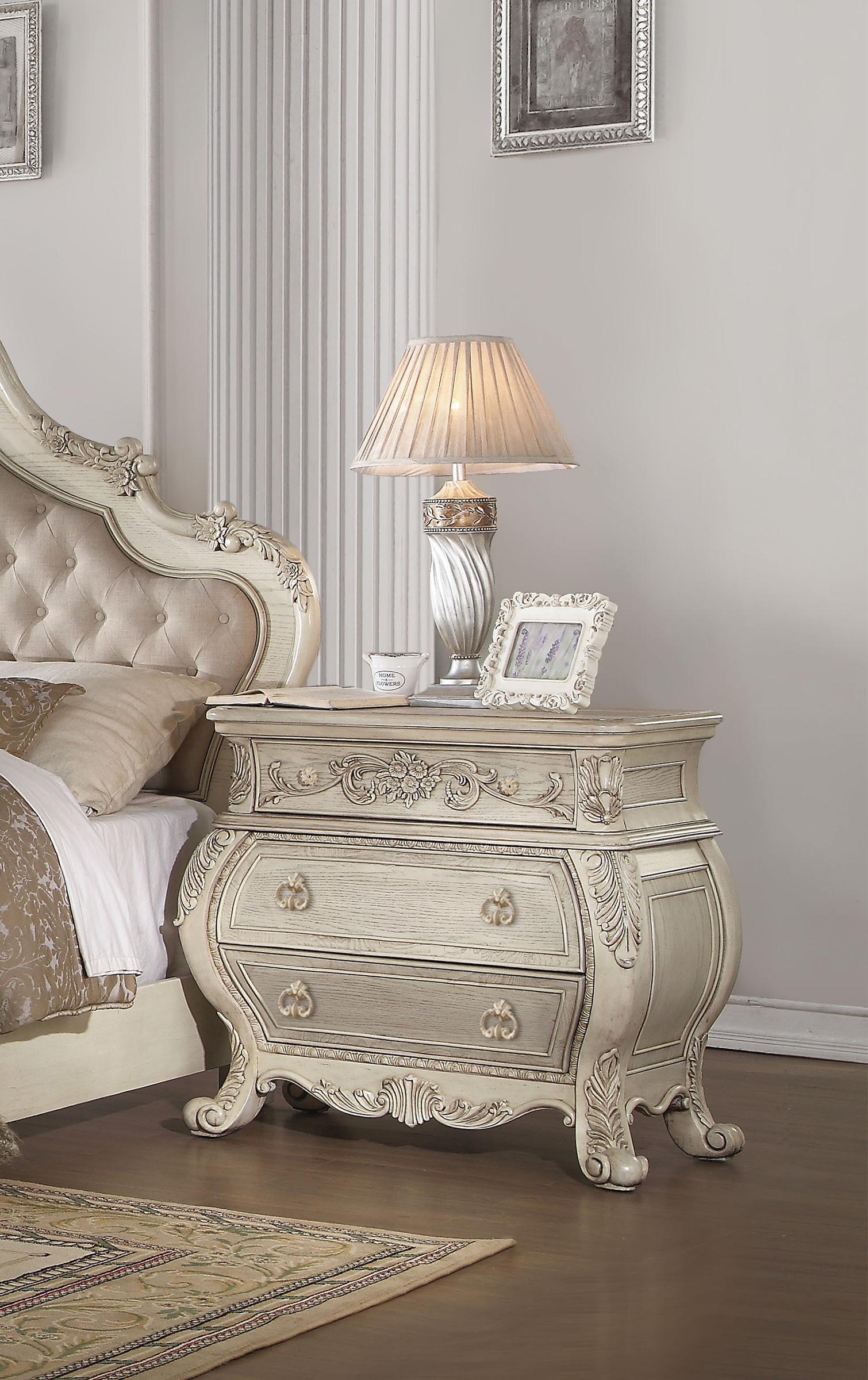 

    
SKU: ASTD3299 Luxury Beige Stultz King Tufted Upholstered Standard Bedroom Set 5 Classic
