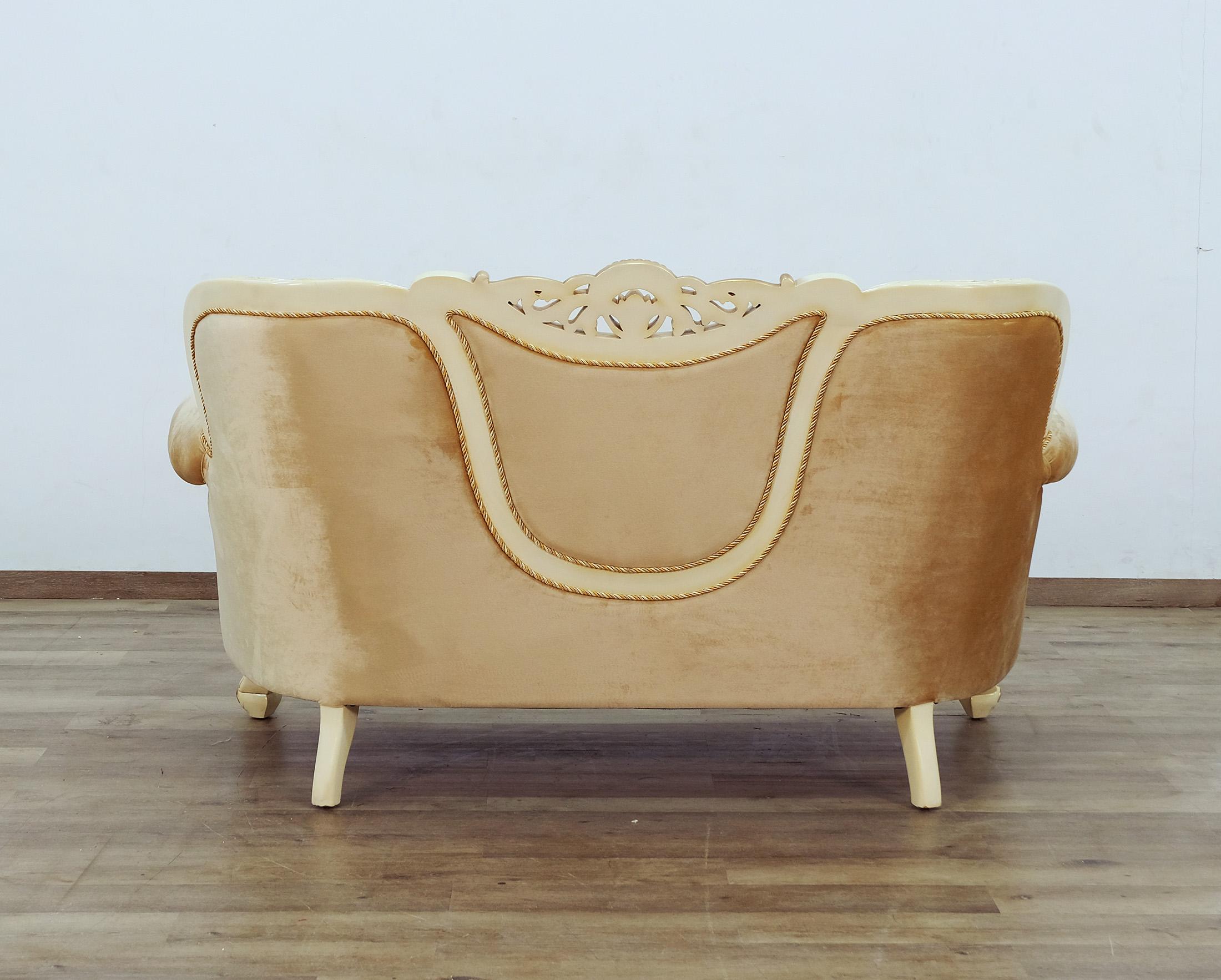 

    
EUROPEAN FURNITURE FANTASIA Sofa Set Off-White/Sand/Gold 40015-Set-4
