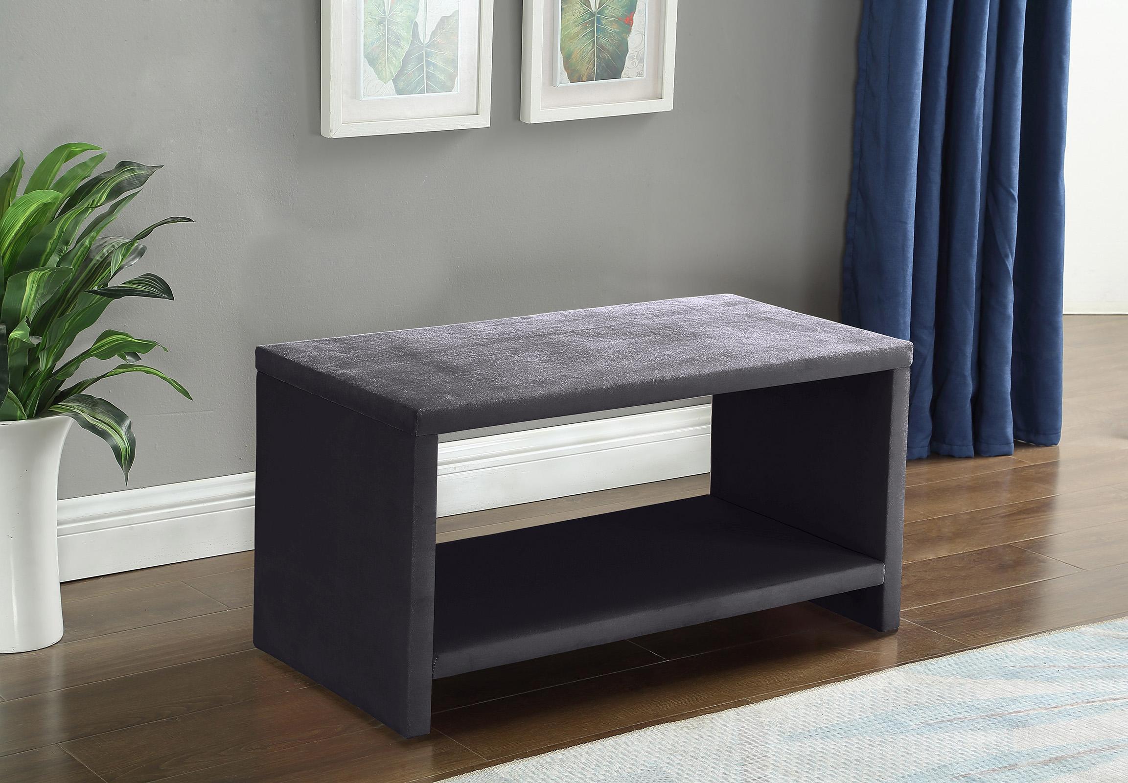 

    
Meridian Furniture CLEO Grey-K Platform Bedroom Set Gray CleoGrey-K-Set-3
