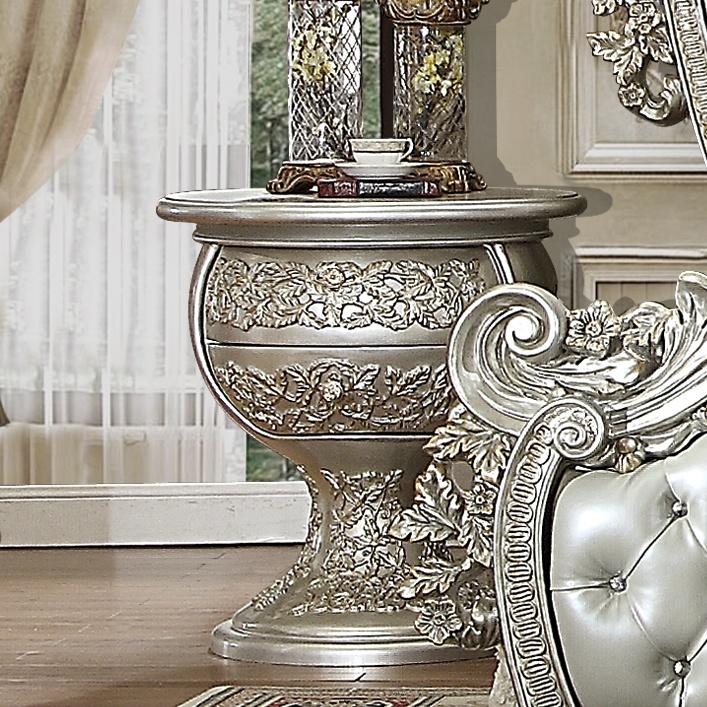 

    
Baroque Silver Nightstand Set 2Pcs Traditional Homey Design HD-8088
