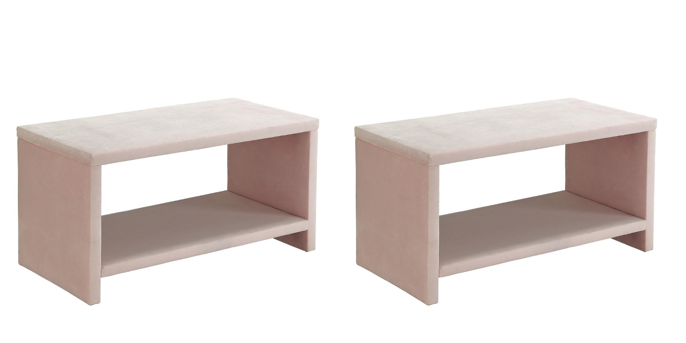 

    
Meridian Furniture CLEO Pink-K Platform Bedroom Set Pink CleoPink-K-Set-3
