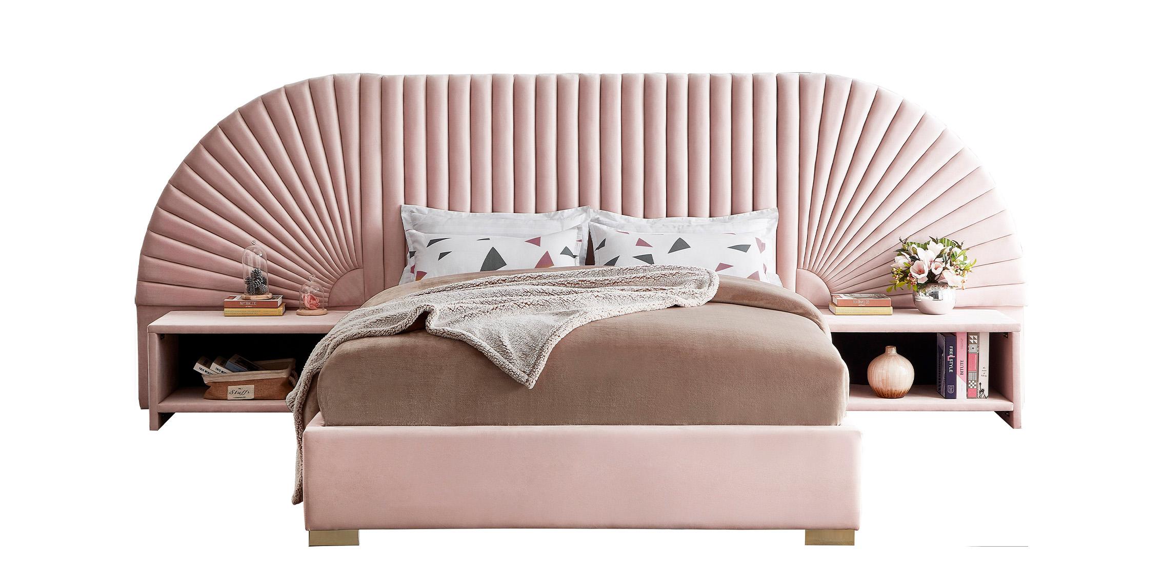 

    
Luxury Pink Velvet Channel-Tufted King Bed Set 3P CLEO Pink-K Meridian Modern
