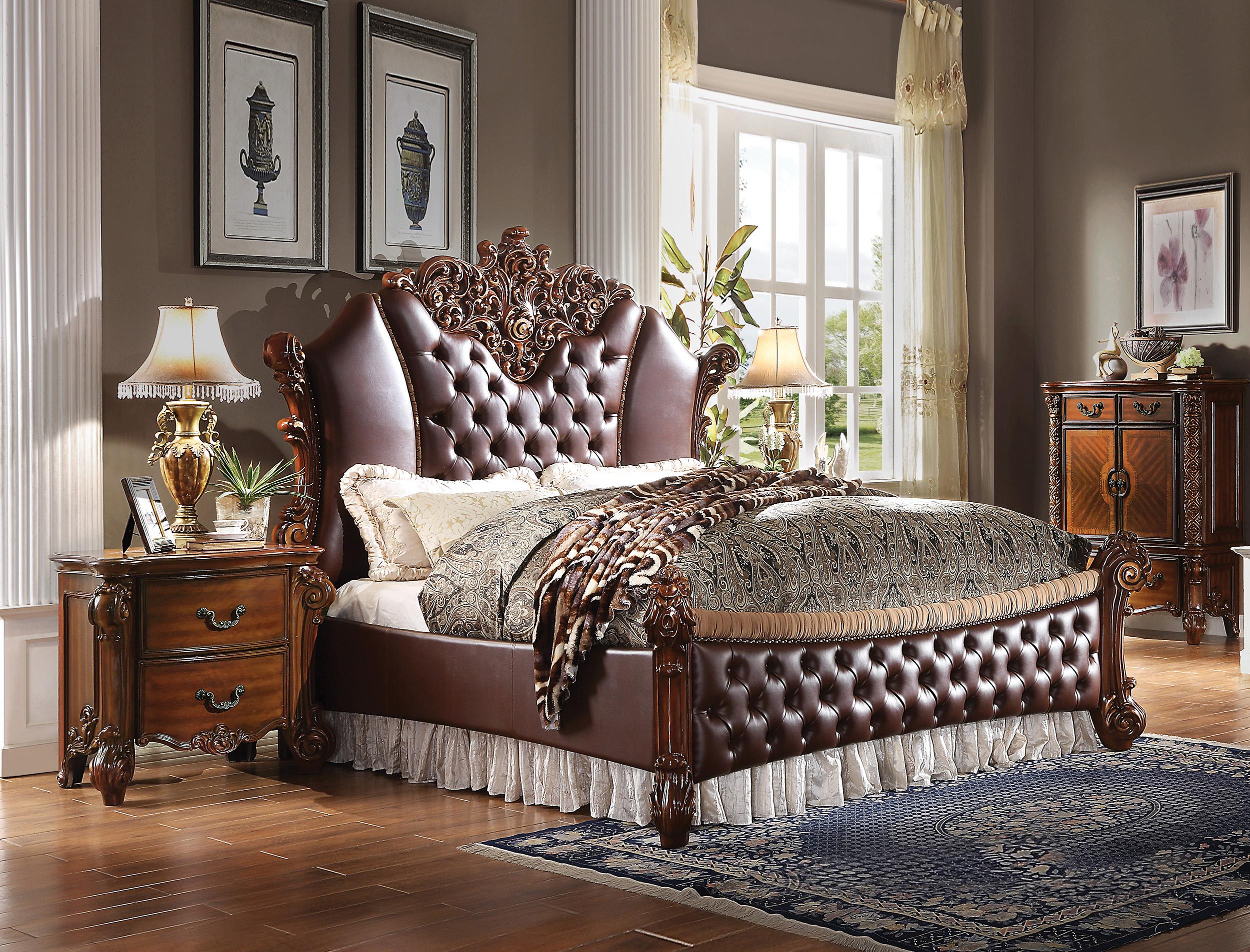 

    
Luxury PU & Cherry Padded King Bedroom Set 3 Vendome II-28017EK Acme Traditional
