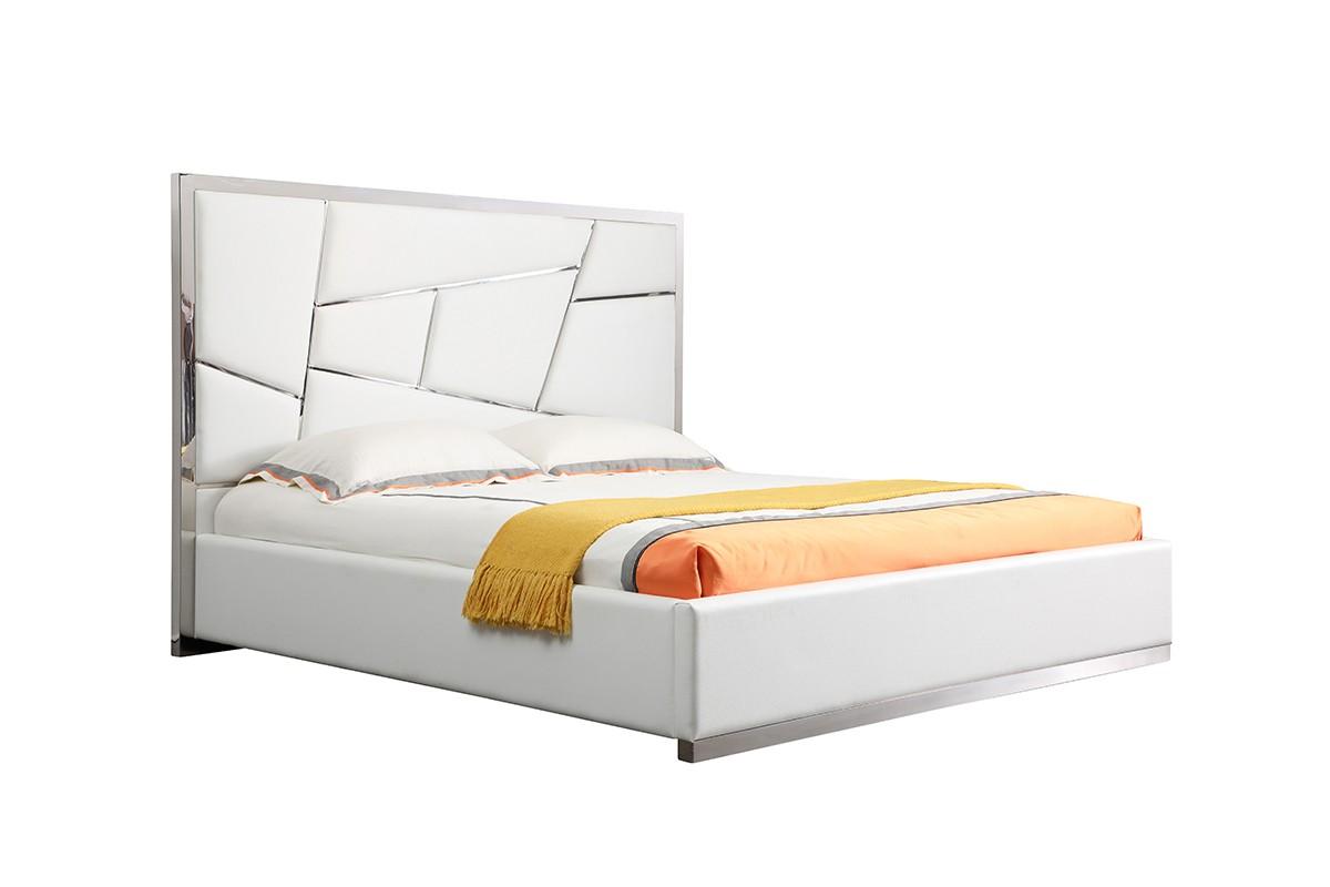 

    
White Faux Leather Upholstered Marisol Platform Bed KING Contemporary Modern
