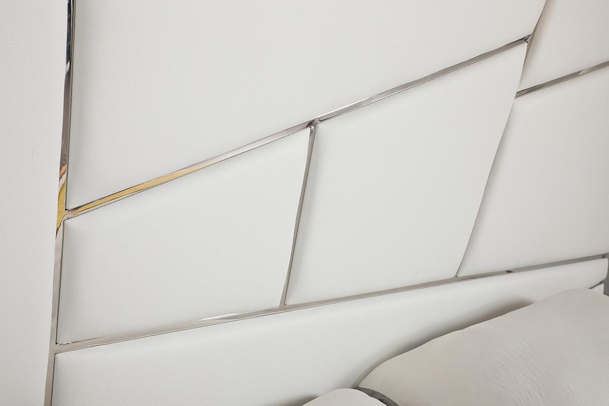 

    
Marisol EK Bed-Set-3 White Faux Leather Marisol Platform KING Bedroom Set 3Pcs Contemporary Modern
