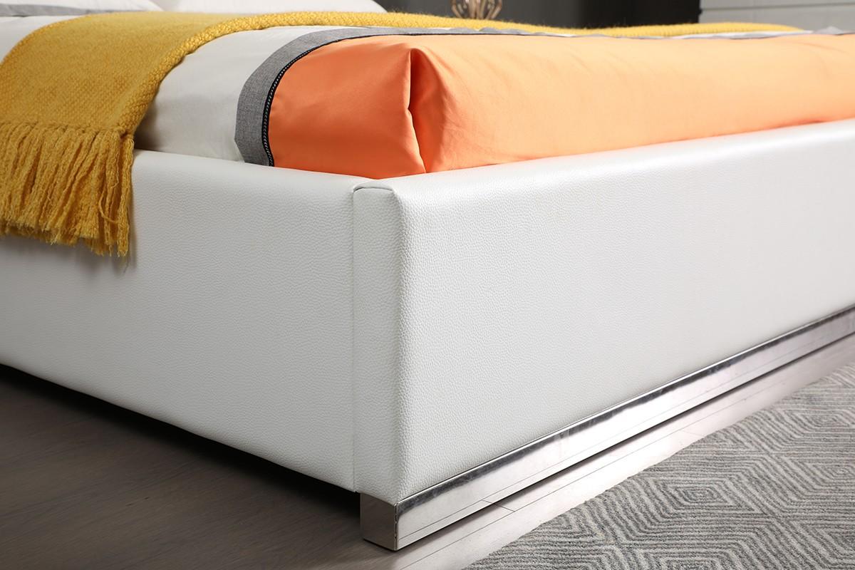 

    
 Photo  White Faux Leather Marisol Platform QUEEN Bedroom Set 5Pcs Contemporary Modern
