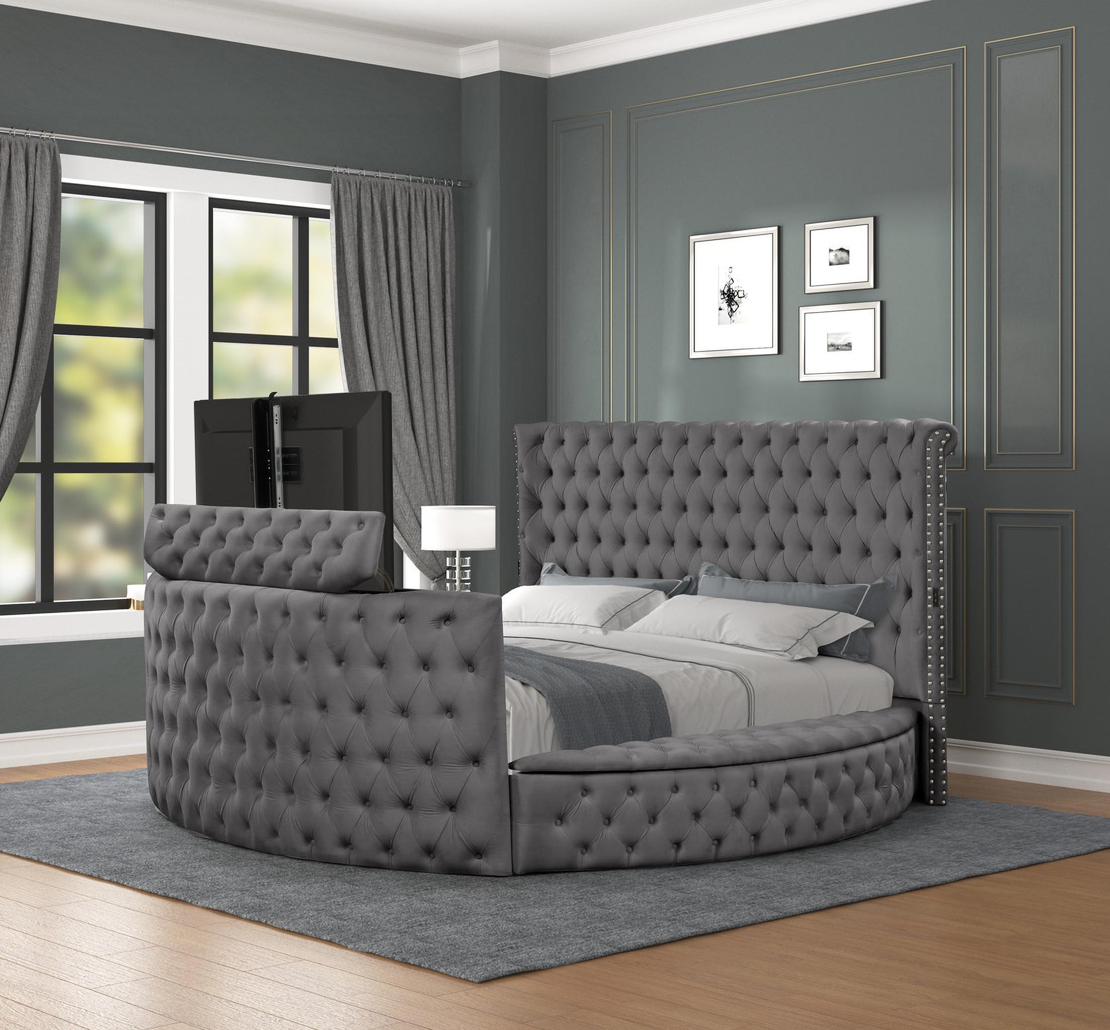 

    
Maya Queen Bed Made with Wood In Gray Galaxy Home Modern
