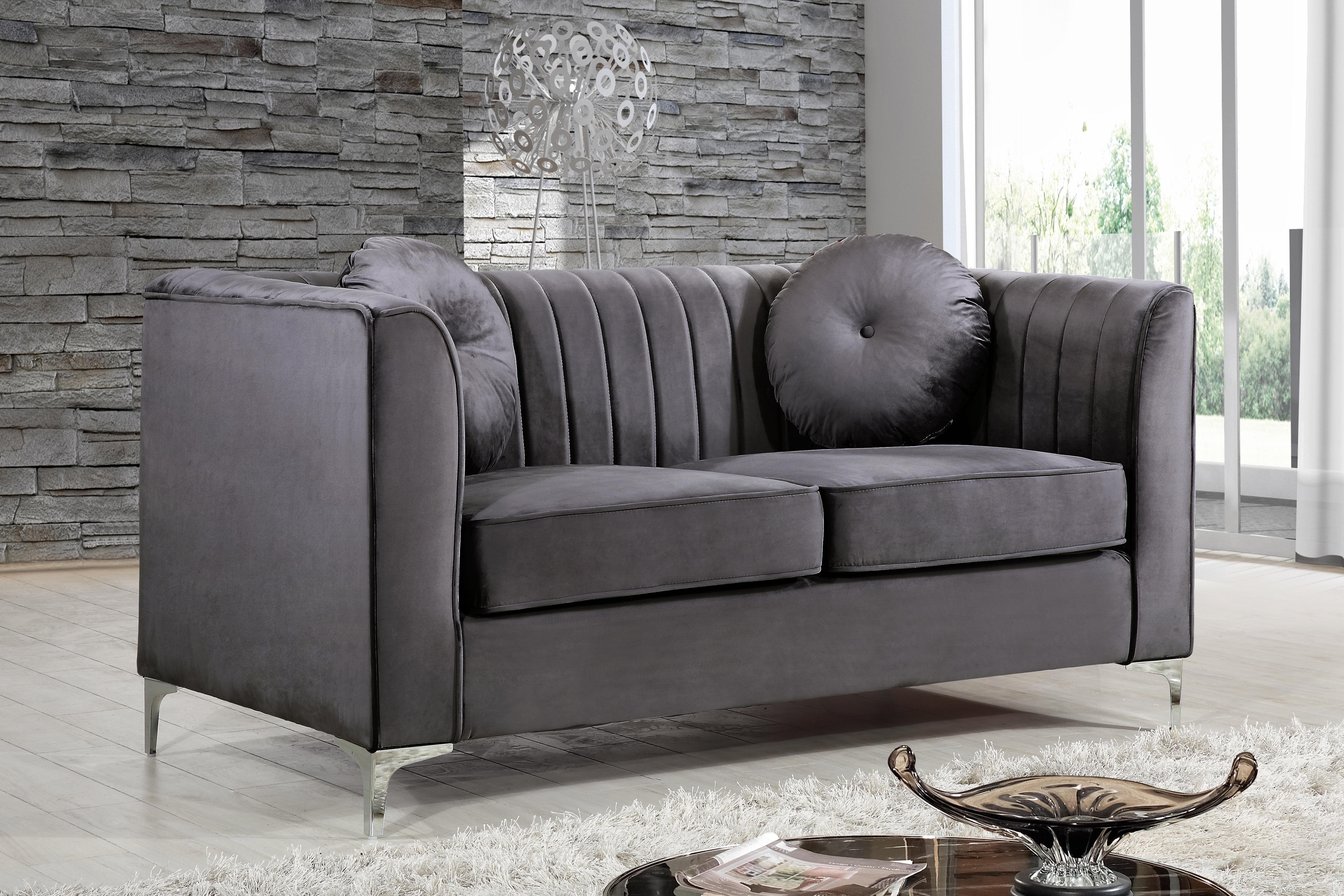 

    
612Grey-S-Set-2 Meridian Furniture Sofa Set
