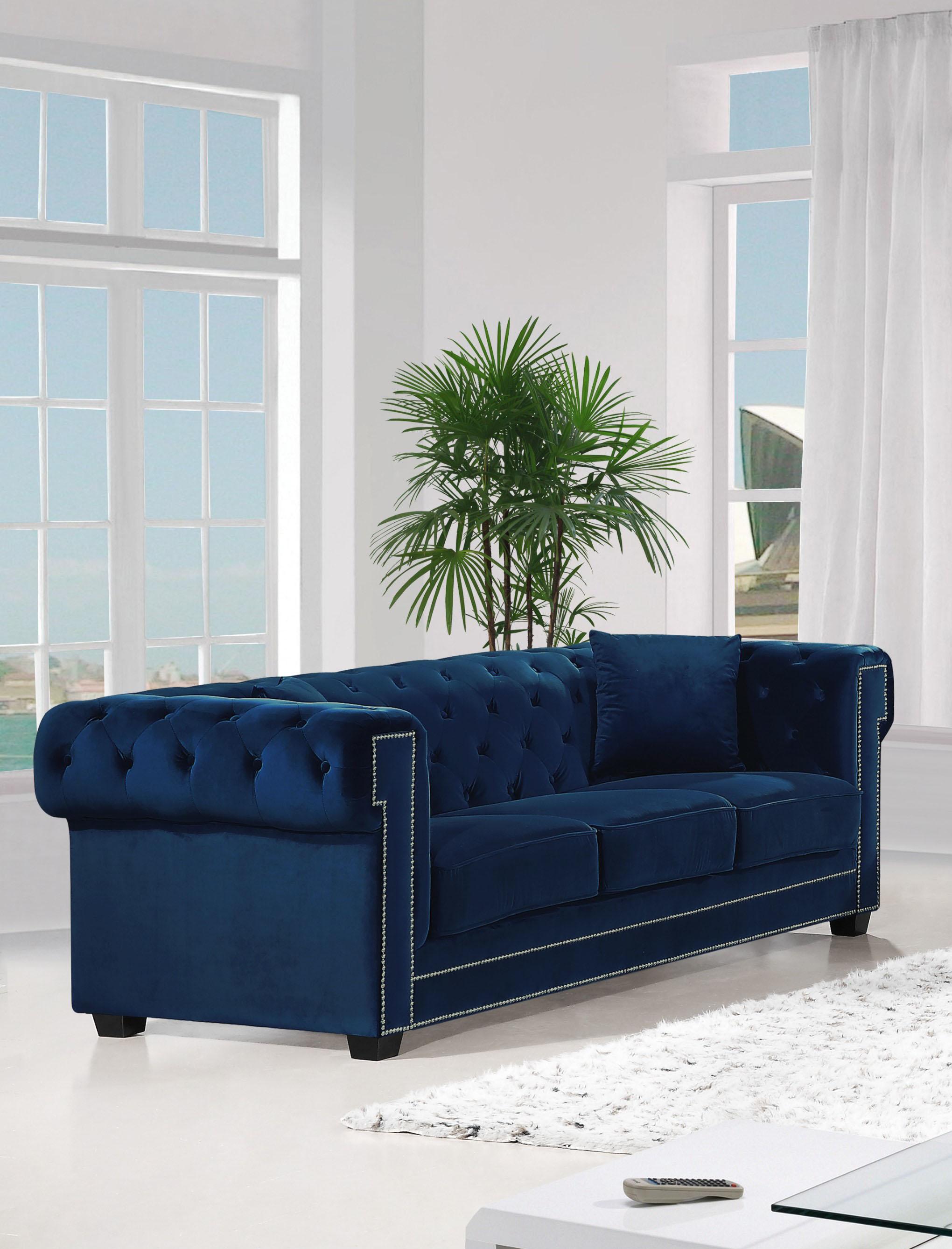 

        
Meridian Furniture Bowery 614Navy-S Sofa Navy Velvet 647899945304
