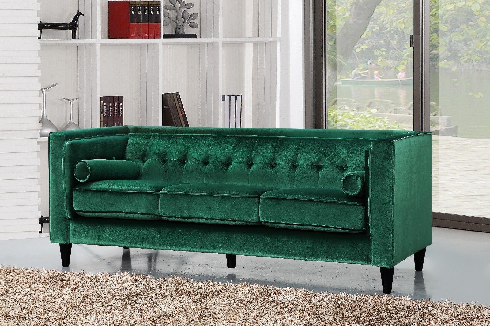 

        
Meridian Furniture 642 Taylor Sofa Green Velvet 00635963990749
