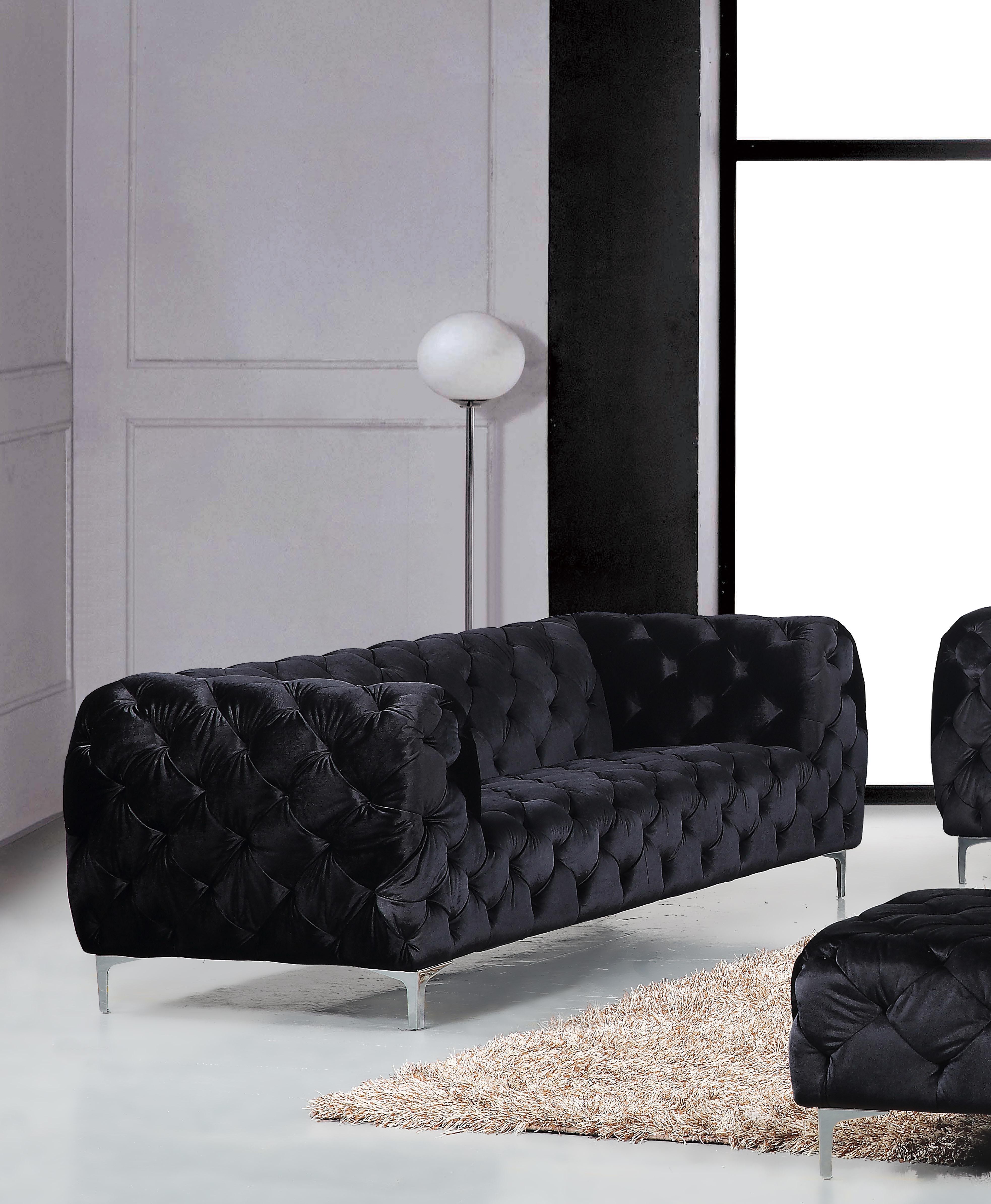 

    
Meridian Furniture Mercer 646BL-S Sofa Black 646BL-S
