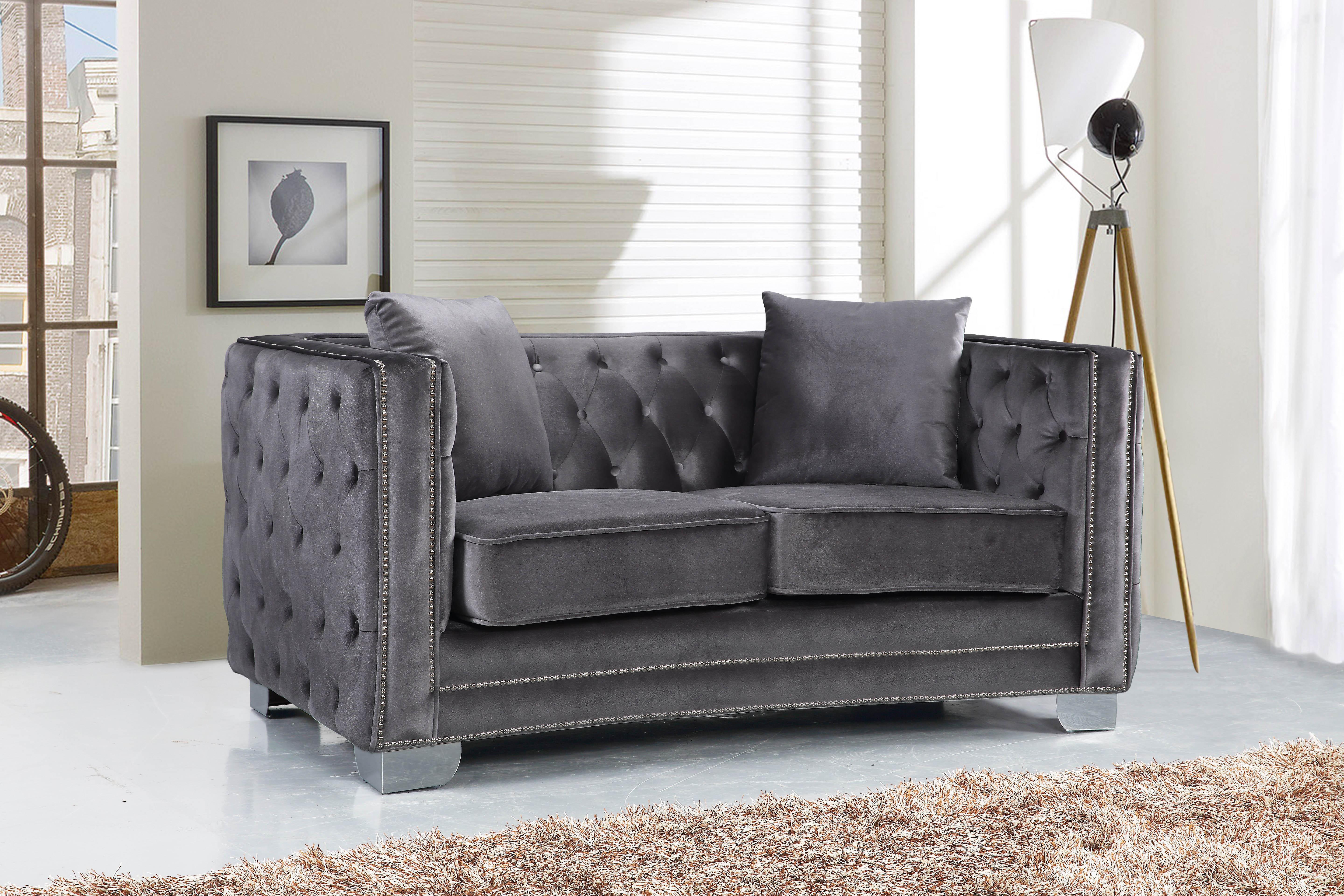

    
Meridian Furniture 648 Reese Grey Sofa Loveseat and Chair Set Gray 648GRY-Set-3
